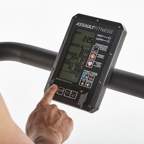 Беговая дорожка Assault AirRunner Pro с изогнутым беговым полотном гусеничного типа